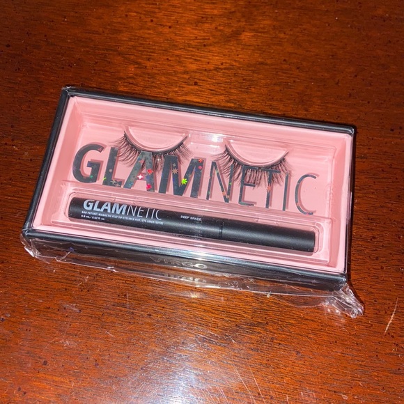 NWT Glamnetic Lashes - Picture 2 of 3